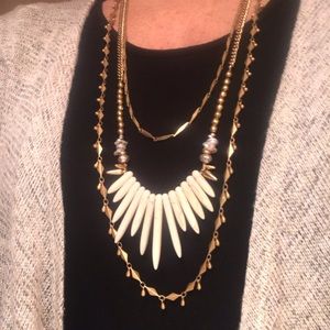 Stella & Dot 3 tier necklace